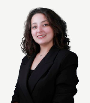 Zeynep Gassaloglu 