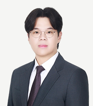 Alan Yang